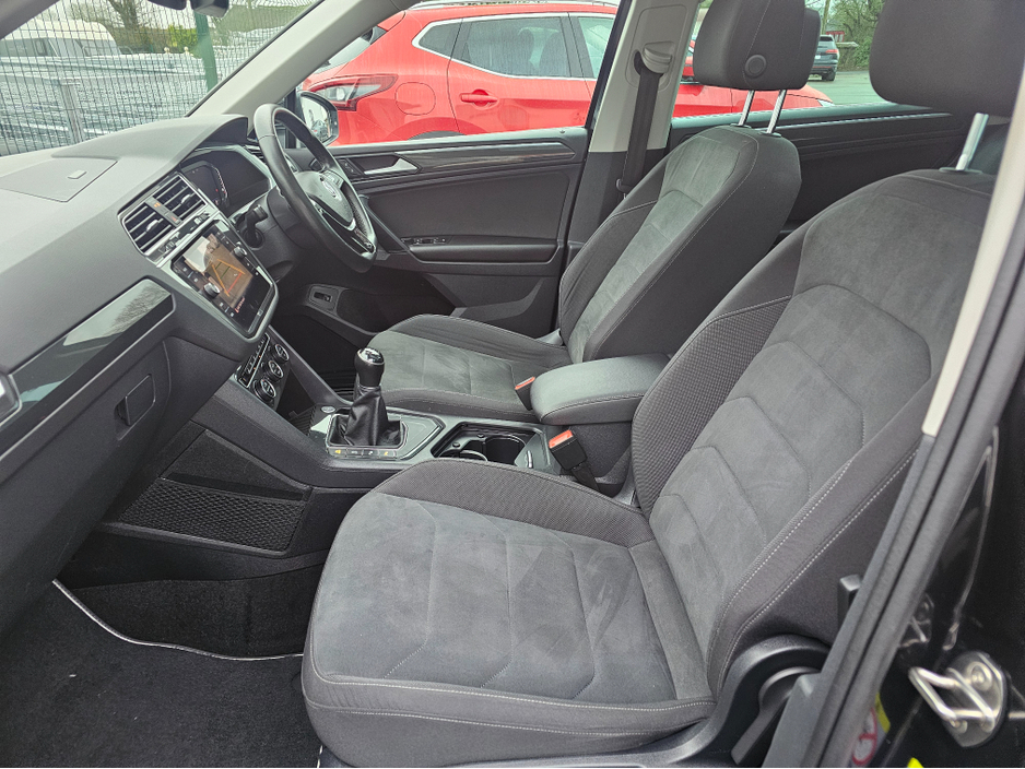 2019 Volkswagen Tiguan R-LINE 2.0 TDI MANUAL 6SPEED FWD 150HP 5DR €27,950