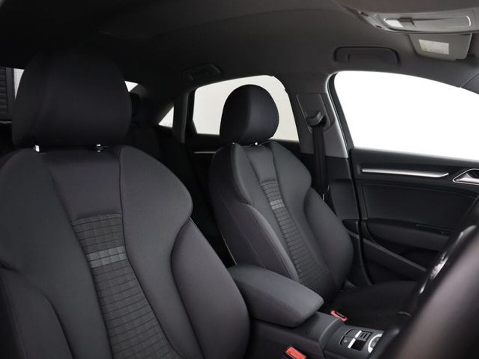 2017 Audi A3 - image 10