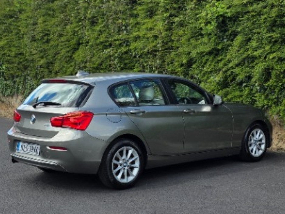 2015 BMW 1 Series - image 6