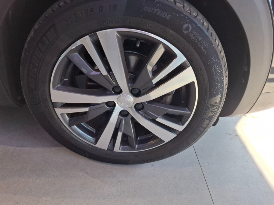 2023 Peugeot 3008 - image 17