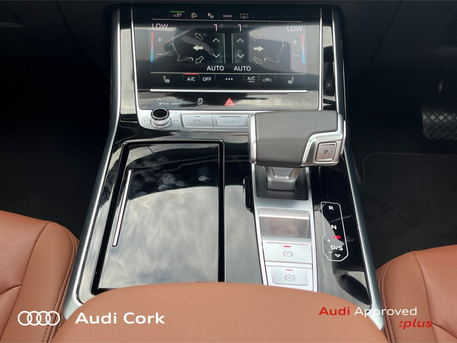 2022 Audi Q7 - image 15