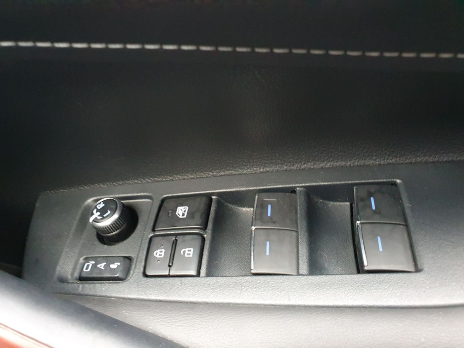 2020 Toyota Corolla TWO TONE COLOUR * 1.8 SELF CHARGING HYBRID L/SPORT * IRISH MODEL *