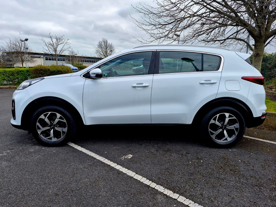 2019 Kia Sportage - image 9