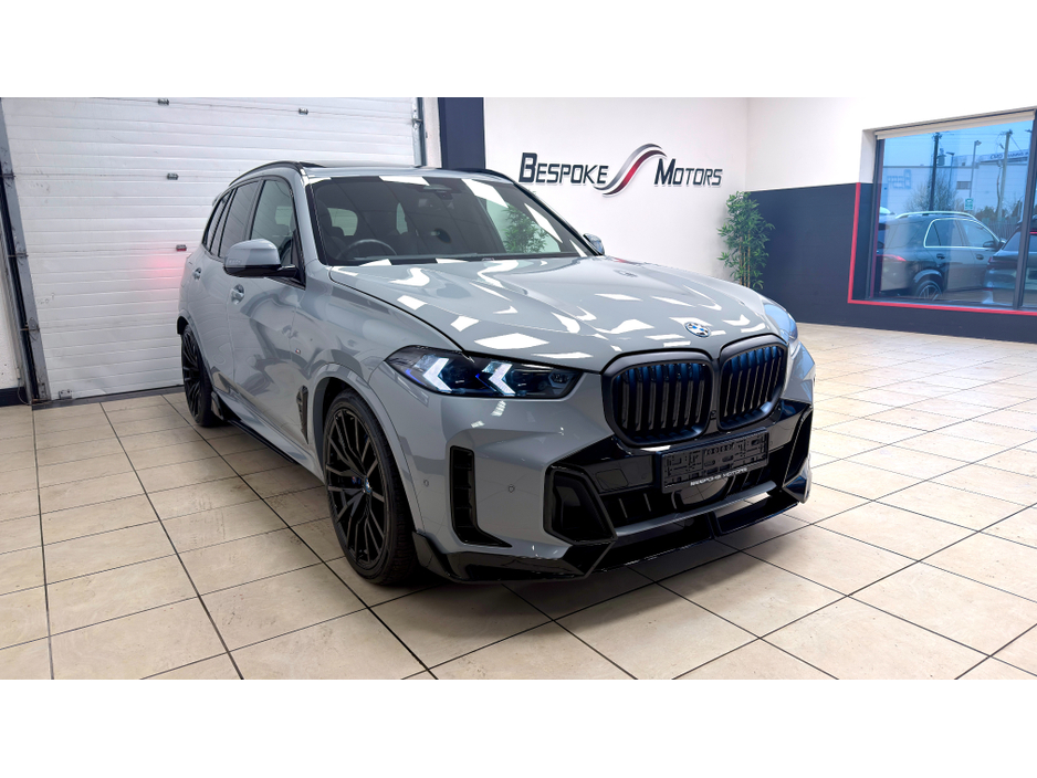 2023 BMW X5 50E MSPORT PRO €80,995