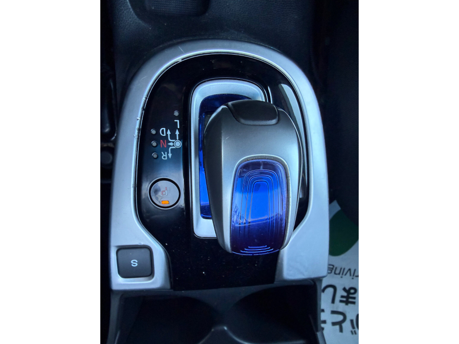 2014 Honda Fit - image 12