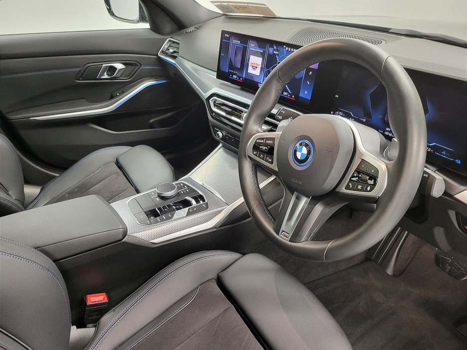 2024 BMW 3 Series 330e M Sport €47,975
