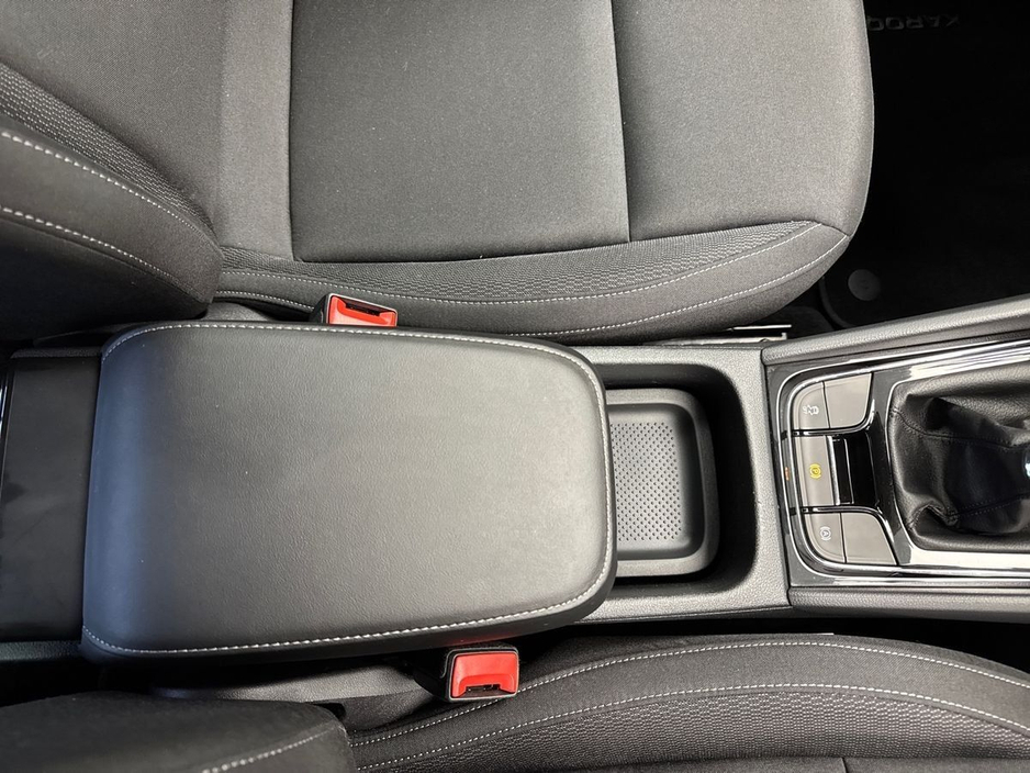 2023 Skoda Karoq - image 15