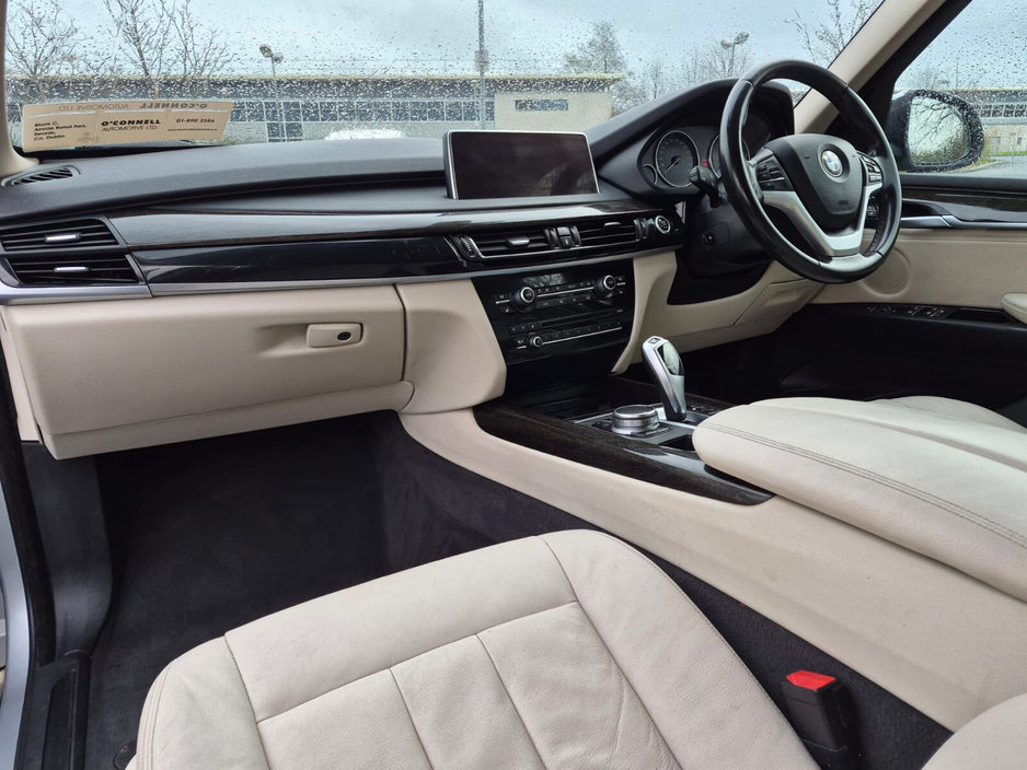 2018 BMW X5 sDrive25d SE €29,999