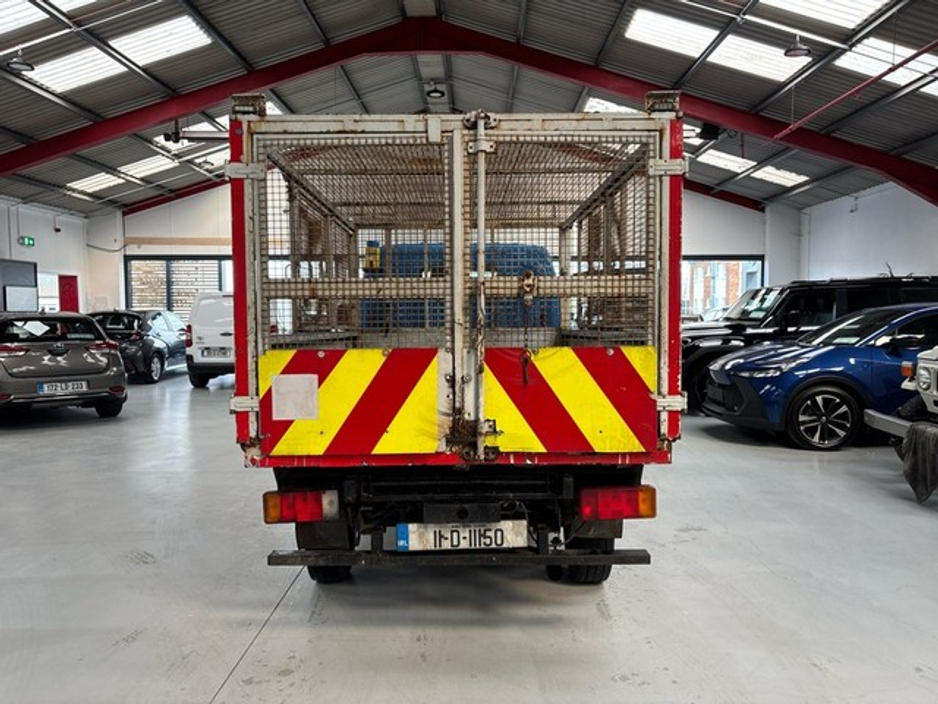 2011 Toyota Dyna - image 10