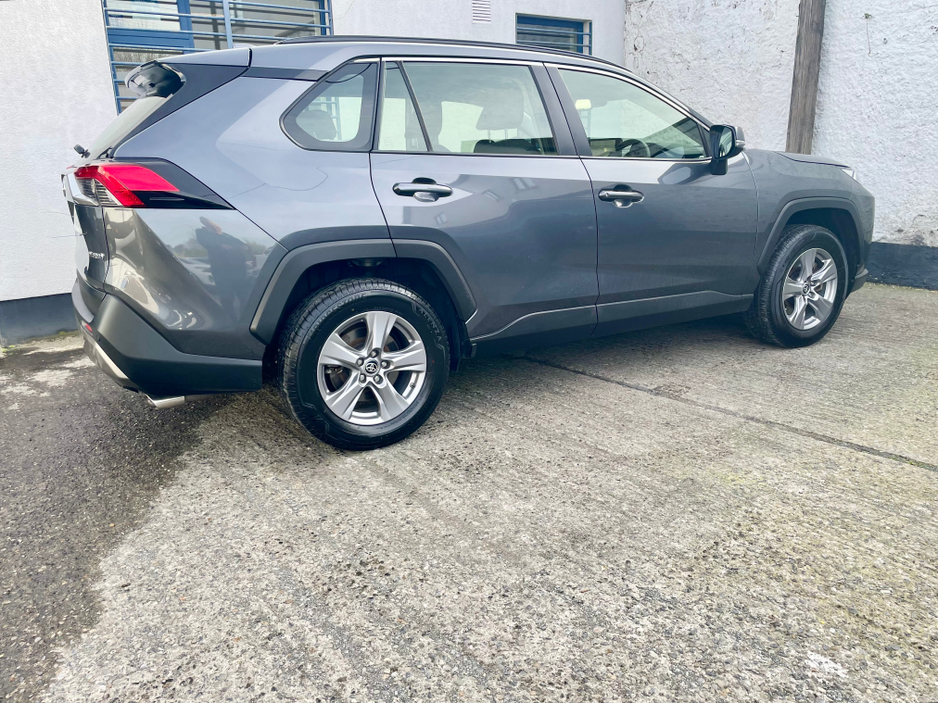 2024 Toyota Rav4 - image 16