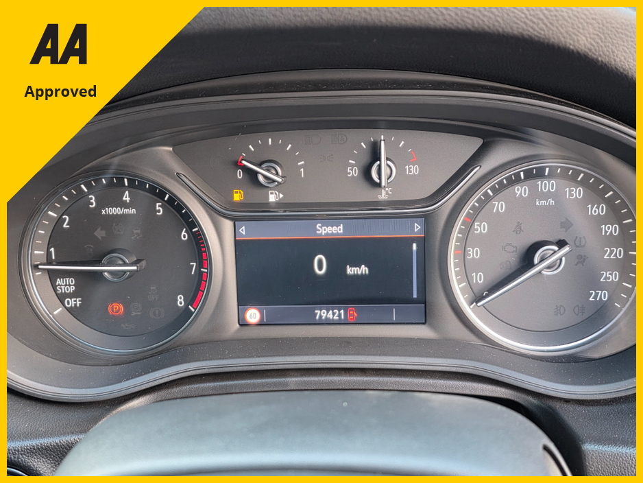 2019 Opel Insignia - image 16