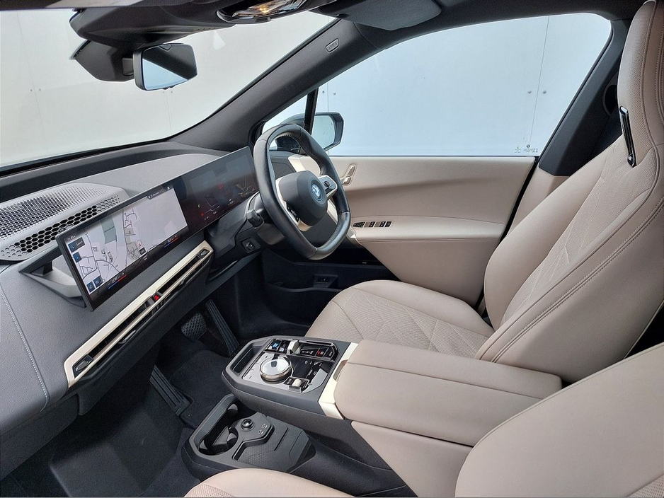2023 BMW iX xDrive40 M Sport Edition €46,995