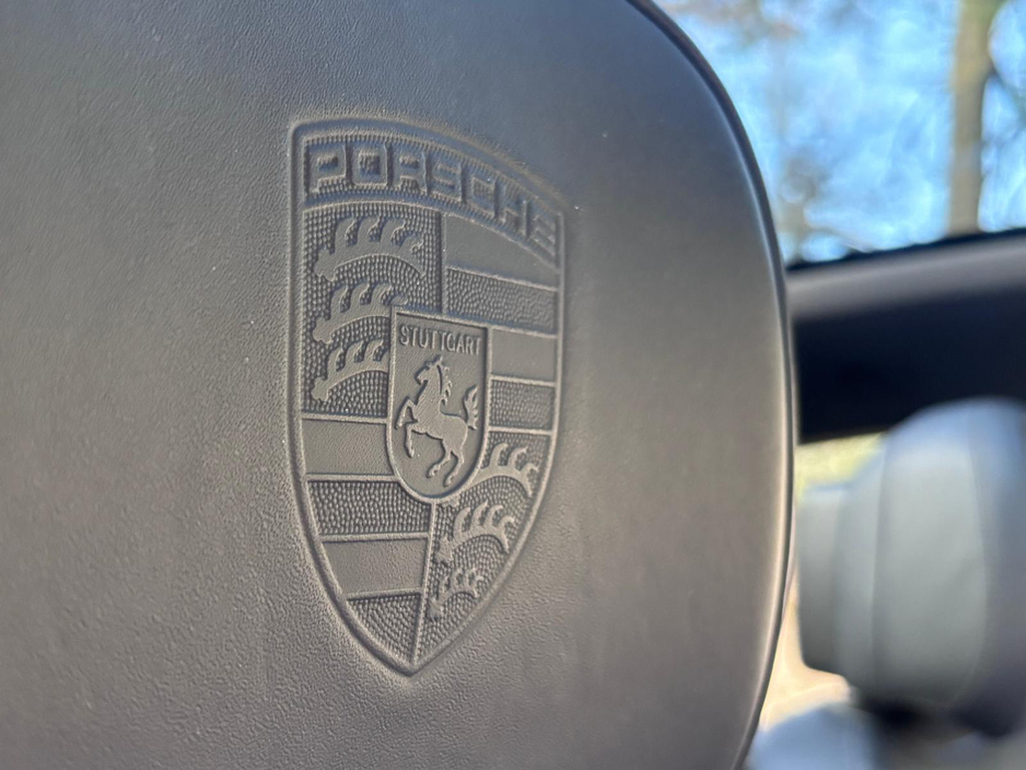 2022 Porsche Cayenne - image 20