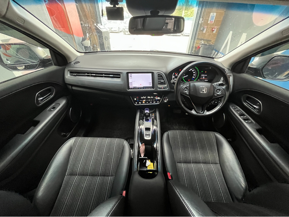 2016 Honda Vezel - image 14