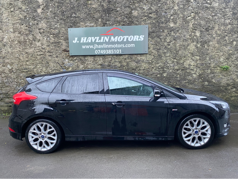 2017 Ford Focus 1.5 ST-LINE TDCi 120 €13,995