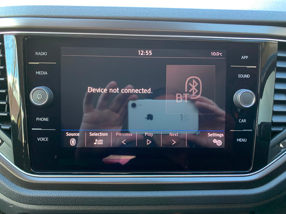 2018 Volkswagen T-Roc - image 26