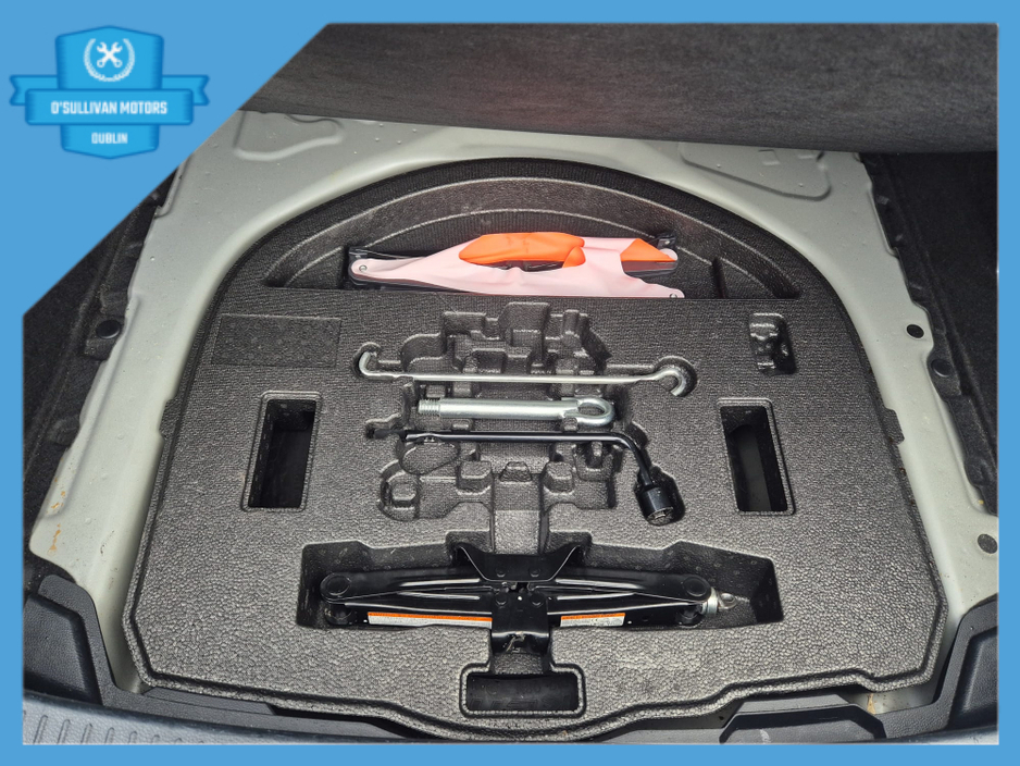 2022 Toyota Corolla LUNA 4DR AUTO HYBRID €20,500