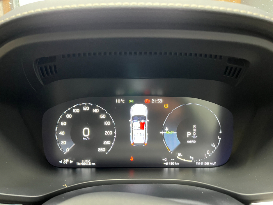 2021 Volvo XC60 €39950 2021 VOLVO XC60 RECHARGE PLUG-IN HYBRID T8 AWD 2.0 AUTOMATIC / CRUISE CONTROL / 360° CAMERA / ELECTRIC MEMORY & HEATED SEAT / PANORAMIC SUNROOF / APPLE CARPLAY €39,950