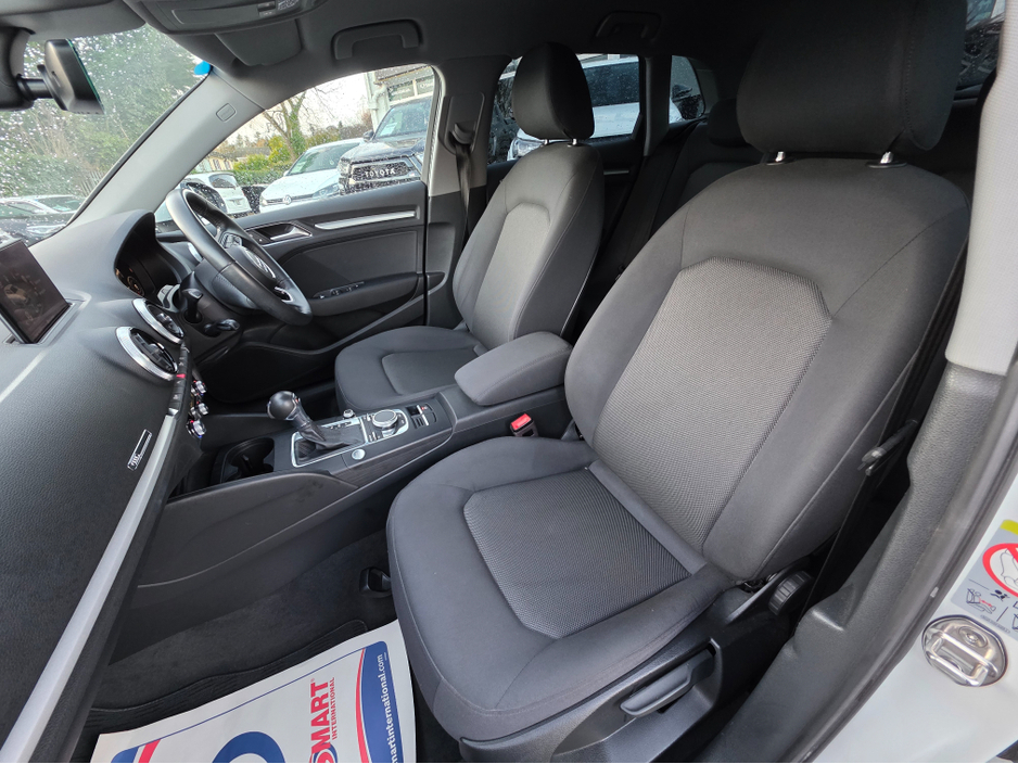 2019 Audi A3 ( 192 ) 1.4 SPORTS EDITION NAVI VIRTUAL CLOCKS ANDROID AUTO CARPLAY BLIND SPOT LANE ASSIST REAR TRAFFIC ASSIST €19,950