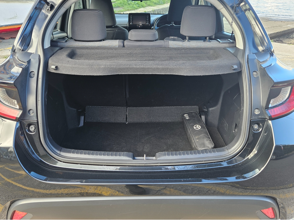 2022 Toyota Yaris ** DEPOSIT TAKEN ** HYBRID LUNA AUTO 4DR €16,950