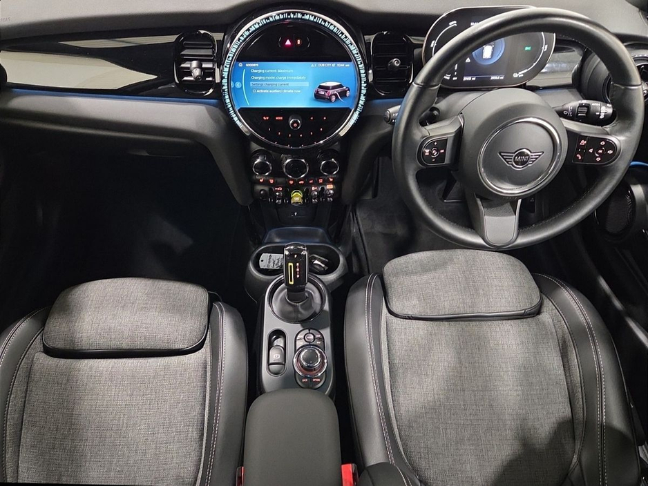2022 MINI Hatch Electric Level 2 €20,950