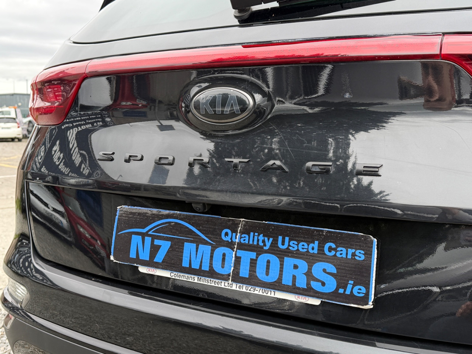 2022 Kia Sportage - image 13