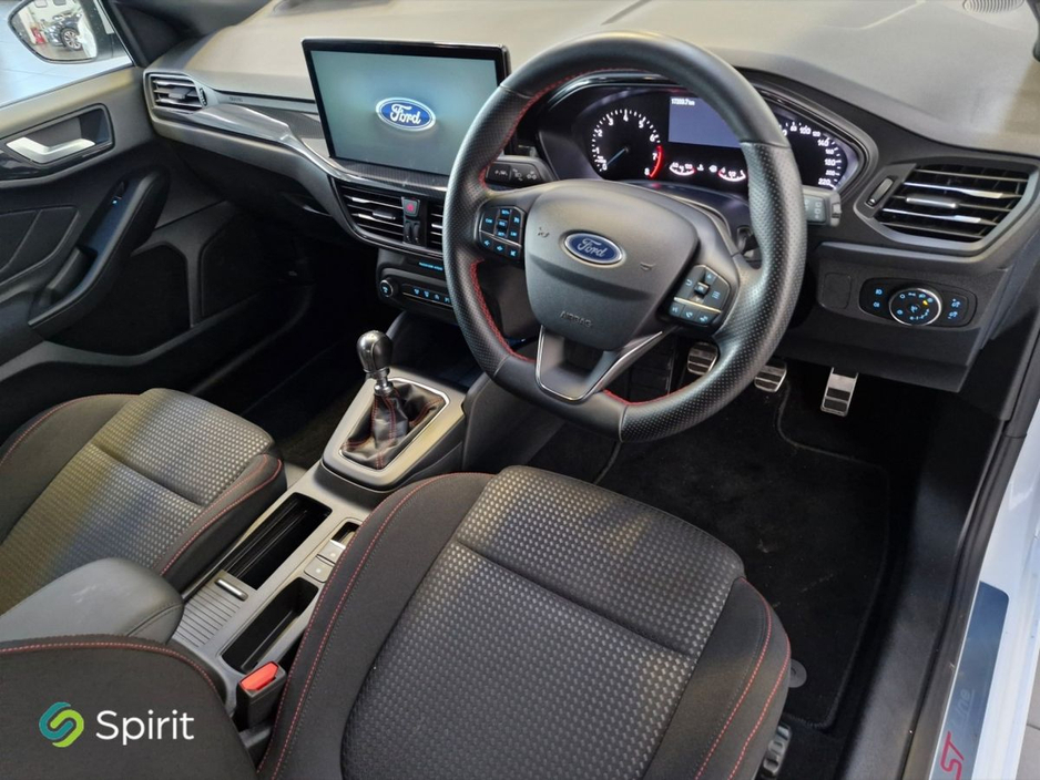 2024 Ford Focus ST-LINE €26,900