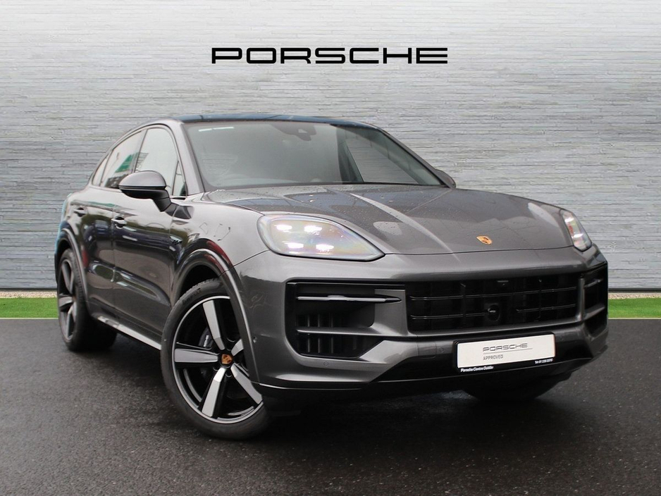2025 Porsche Cayenne E-Hybrid Coupe €126,000