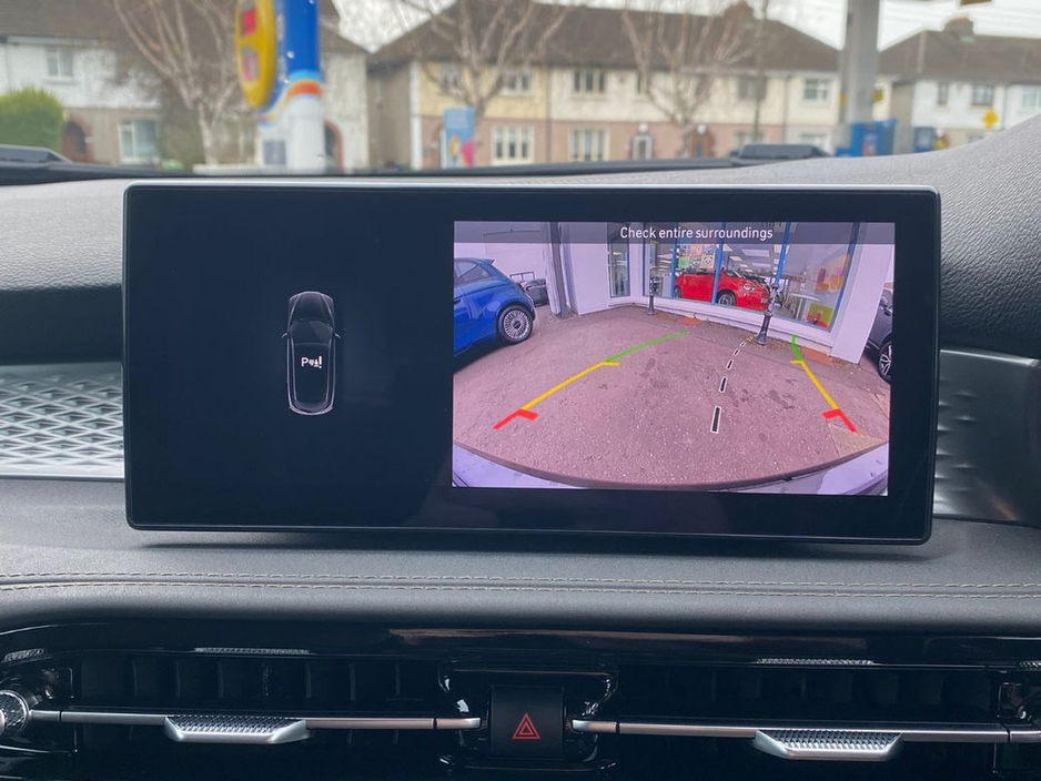 2025 Alfa Romeo Tonale - image 30