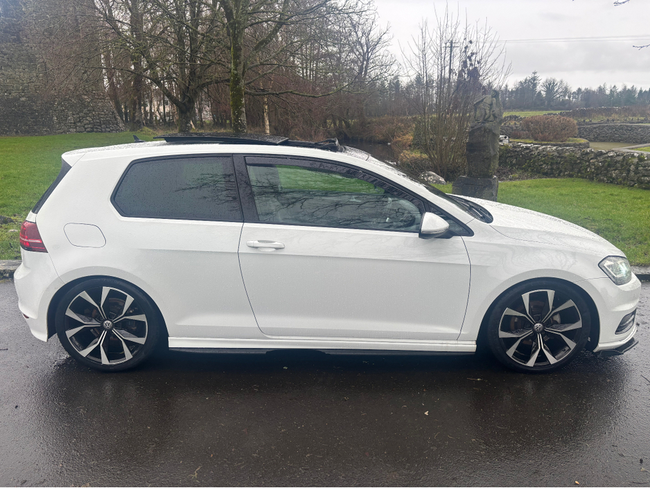 2017 Volkswagen Golf 2.0 TDI R-LINE EDITION 3DR WITH S/R €12,995