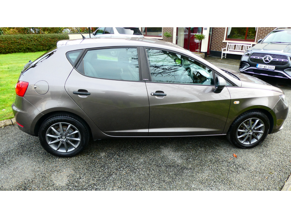 2016 SEAT Ibiza - image 3