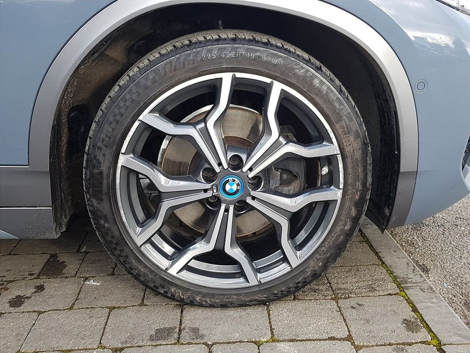 2021 BMW X2 - image 12