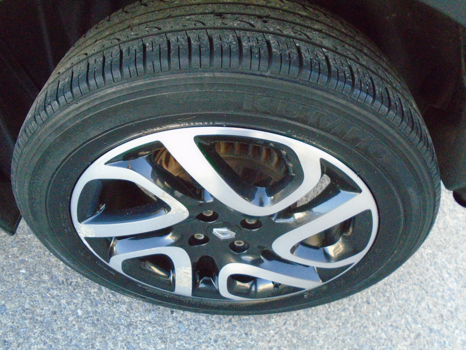 2016 Renault Captur - image 2