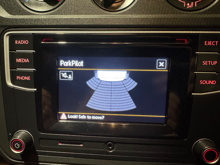 2020 Volkswagen Caddy - image 14