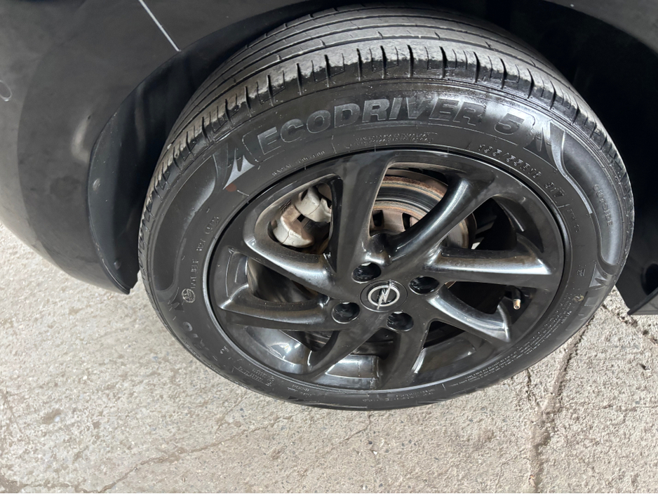 2022 Opel Corsa - image 3