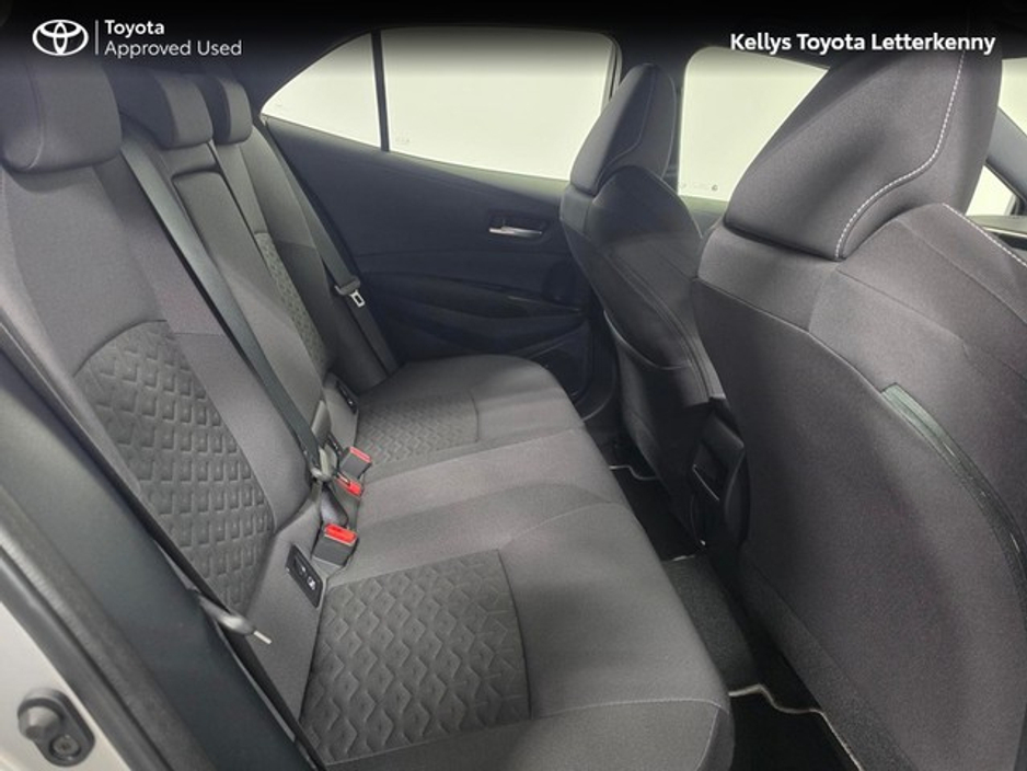 2023 Toyota Corolla - image 11