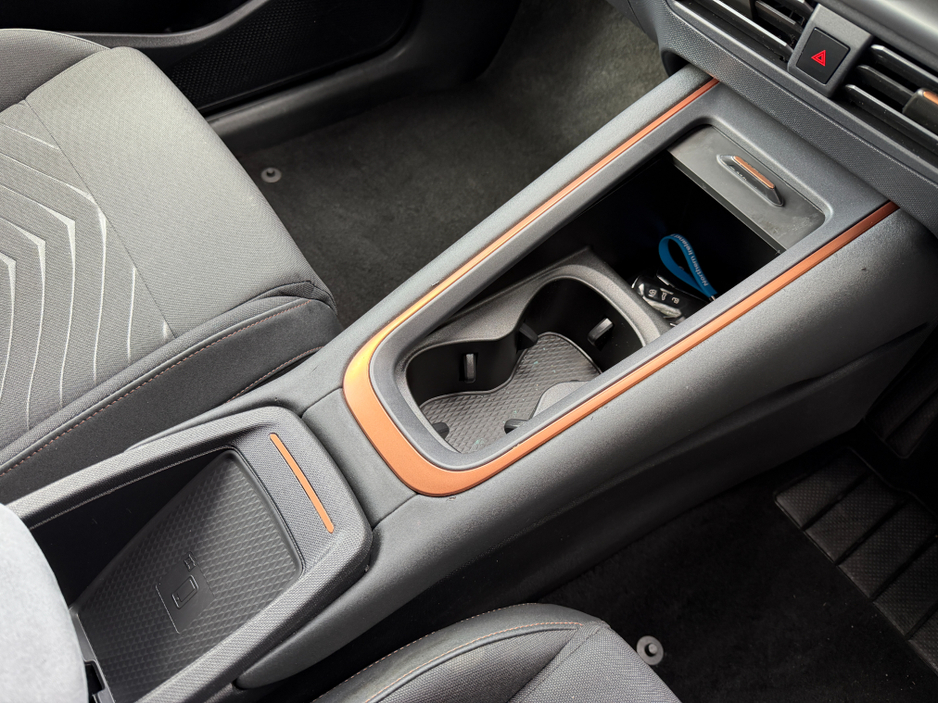 2025 Cupra Born - image 20