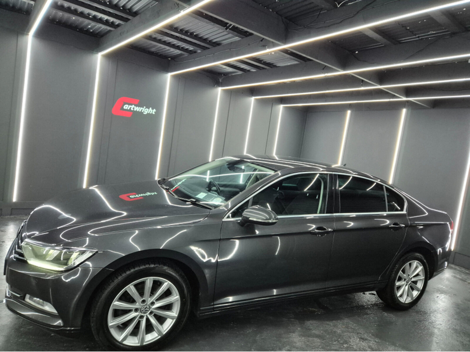 2019 Volkswagen Passat - image 21