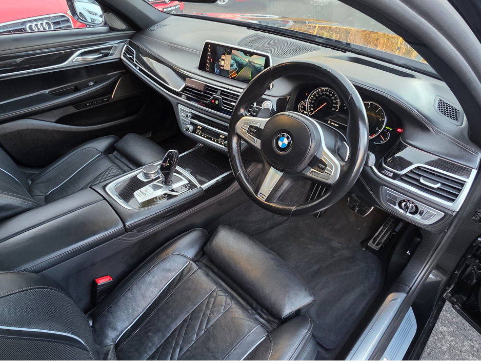 2018 BMW 7 Series 740D M-SPORT X-DRIVE HUGE SPEC ONLY 50 K KMS