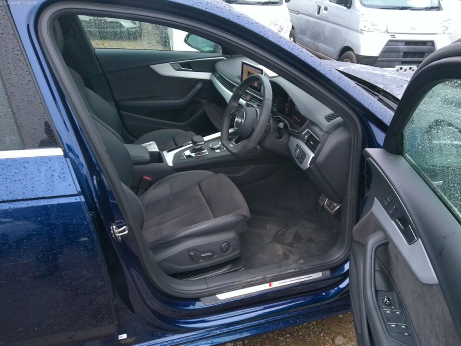 2019 Audi A4 - image 8