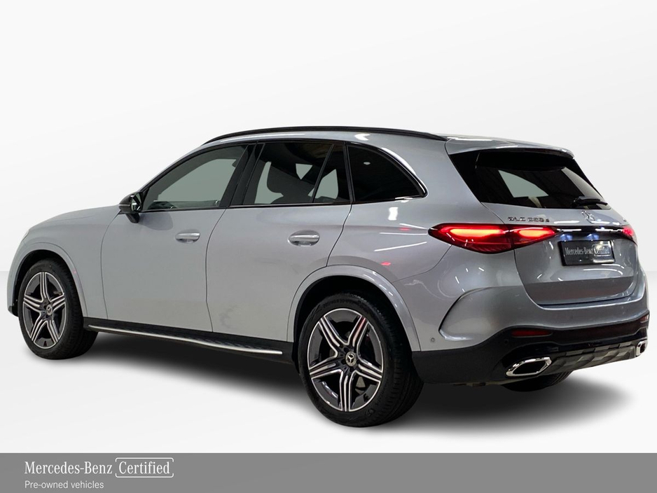 2024 Mercedes-Benz GLC Class - image 4