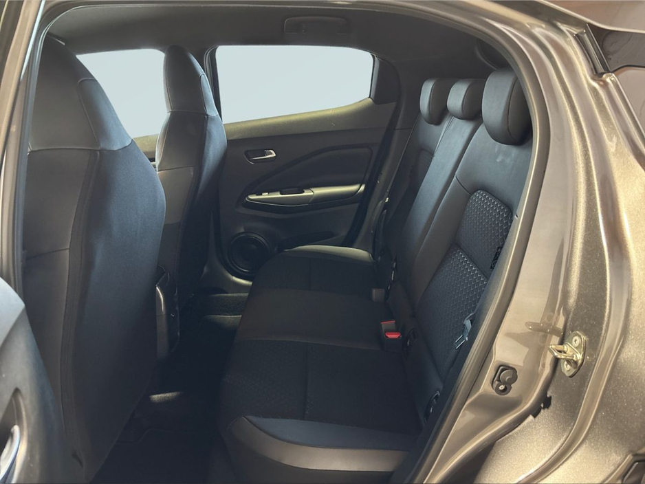 2024 Nissan Juke - image 7