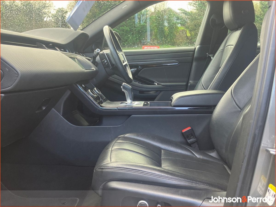 2022 Land Rover Range Rover Evoque R Rover Evoque R-Dyn S P300 e A R-Dynamic S P300 e 309 AWD PHEV 109BHP /80kw 12.2 kWh Battery Auto Start/Stop €36,900