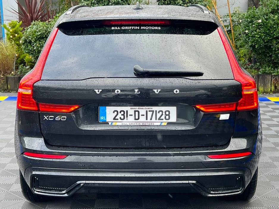 2023 Volvo XC60 T6 PLUS DARK AWD 2.0 * HUGE SPEC * // OPENING PAN ROOF // 360 PARKING CAMERAS // APPLE CARPLAY/ANDROID AUTO €38,900