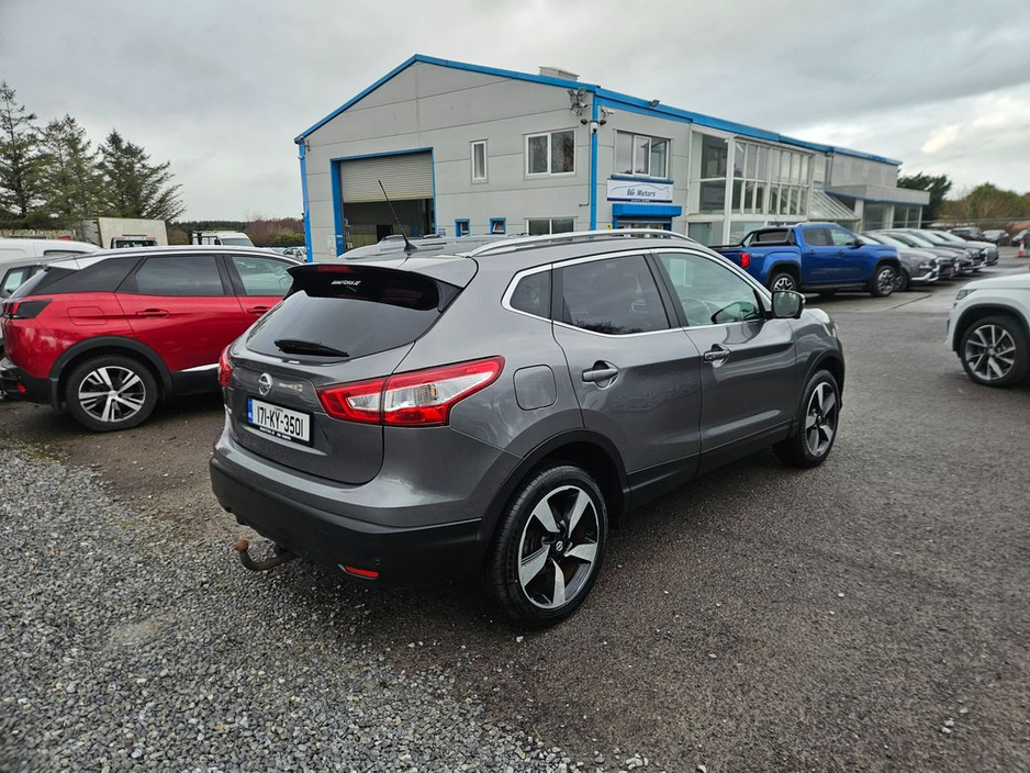 2017 Nissan Qashqai 1.5 DCI N-vision 110PS 5DR €14,500