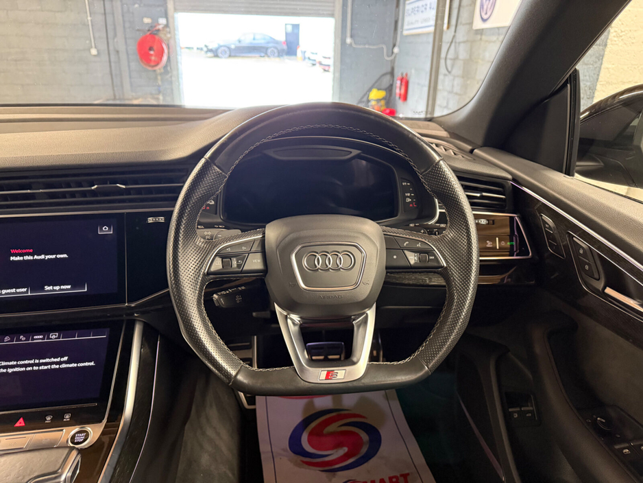 2022 Audi Q8 - image 15