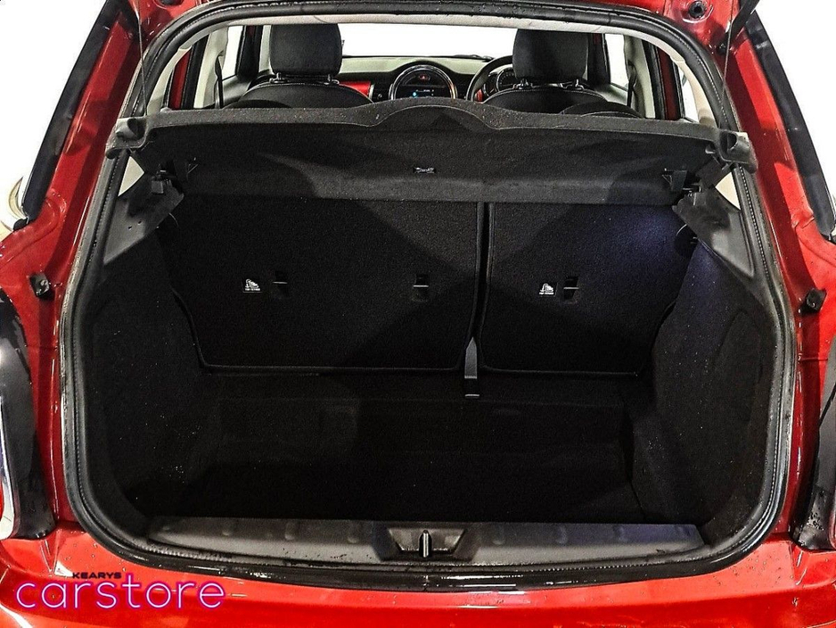 2016 MINI Hatch - image 16