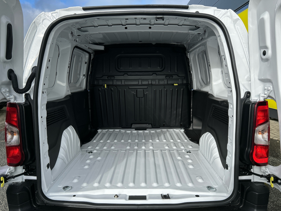 2026 Opel Combo 19 KOMF L1H1-1.5 100PS D