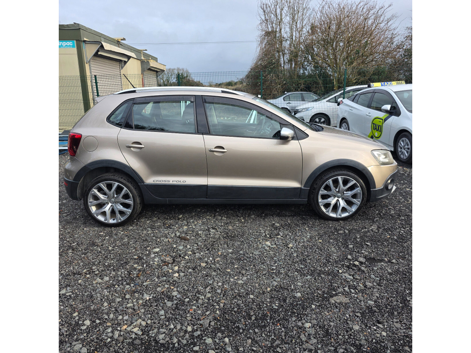2016 Volkswagen Polo 1.2 TSI 5DR 90HP Comfortline DSG €10,950