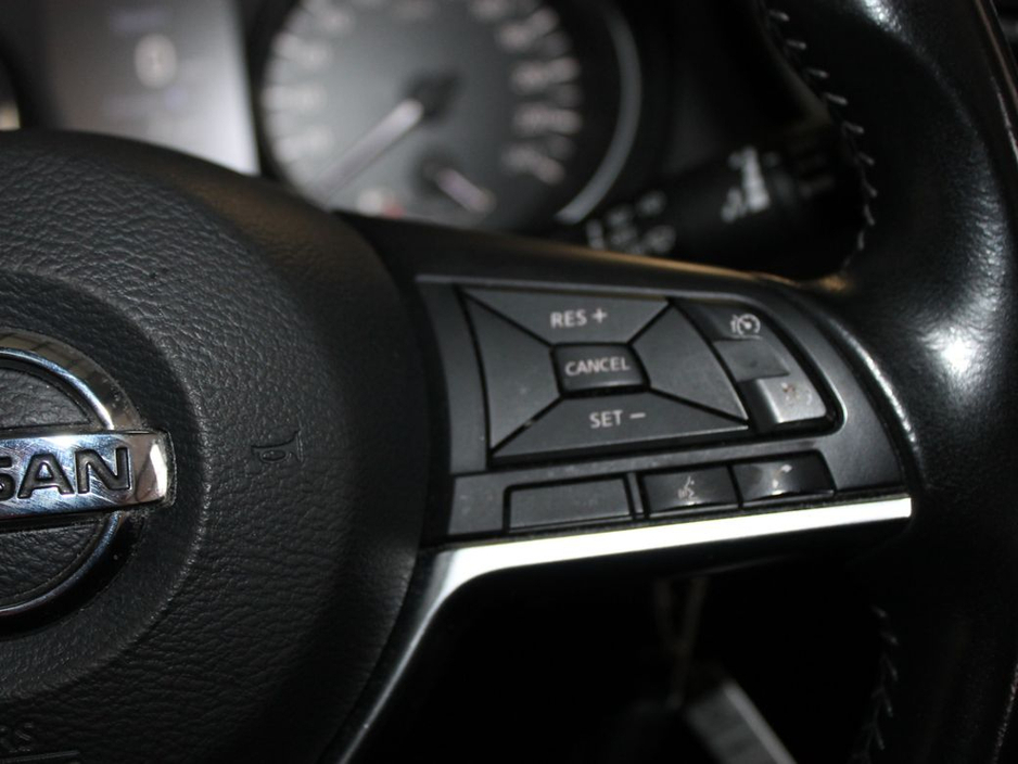 2019 Nissan Qashqai - image 24